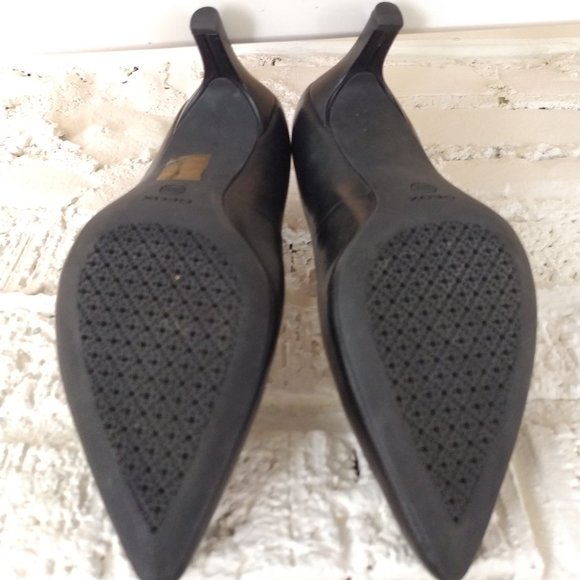 GEOX KITTEN HEELS *WORN ONCE* - Picture 2 of 9